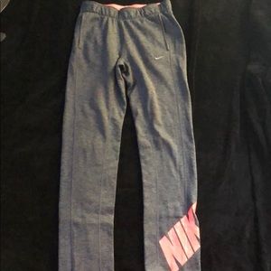 *SOLD* Nike Women's Thermal-Fit Sweatpants